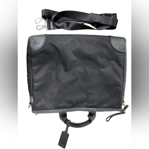 Tumi Black Nylon Crossbody Laptop Case - Picture 9 of 14